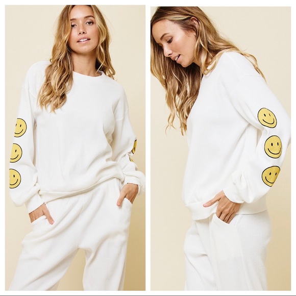 #03 Soft and Comfy Smile Print on Sleeves Jogger and sweatshirt Set - Picture 4 of 5